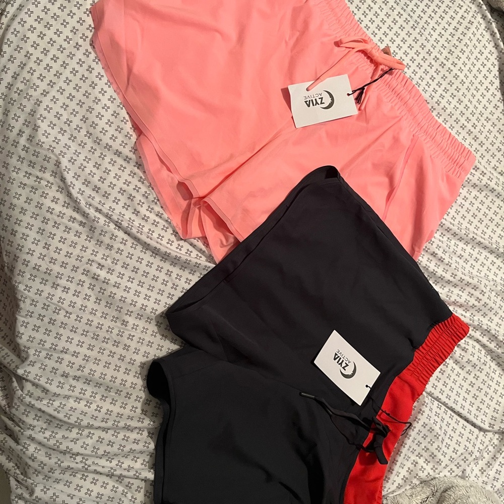 Brand New Zyia Shorts size XXL (2)